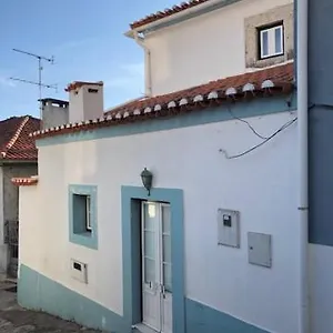 Casa de Férias Typical Small House Near Lisbon, Oeiras